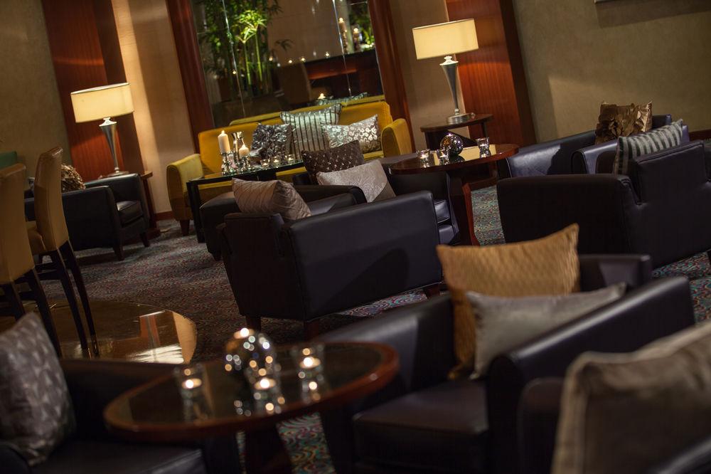 Renaissance Wuhan Hotel מראה חיצוני תמונה