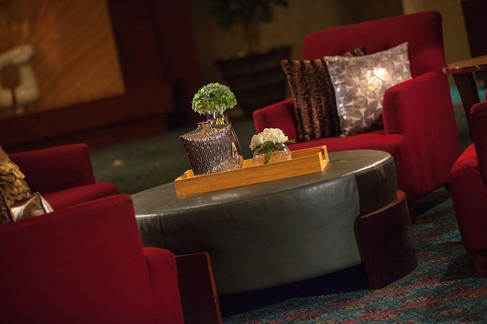 Renaissance Wuhan Hotel מראה חיצוני תמונה