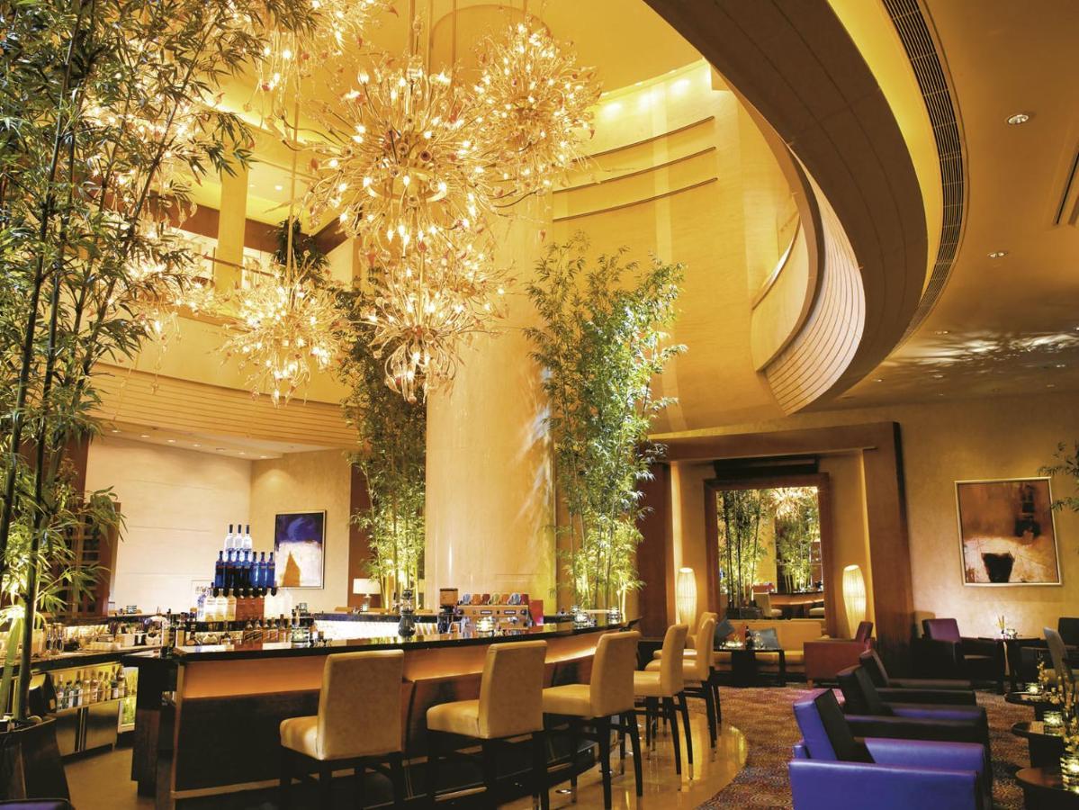 Renaissance Wuhan Hotel מראה חיצוני תמונה