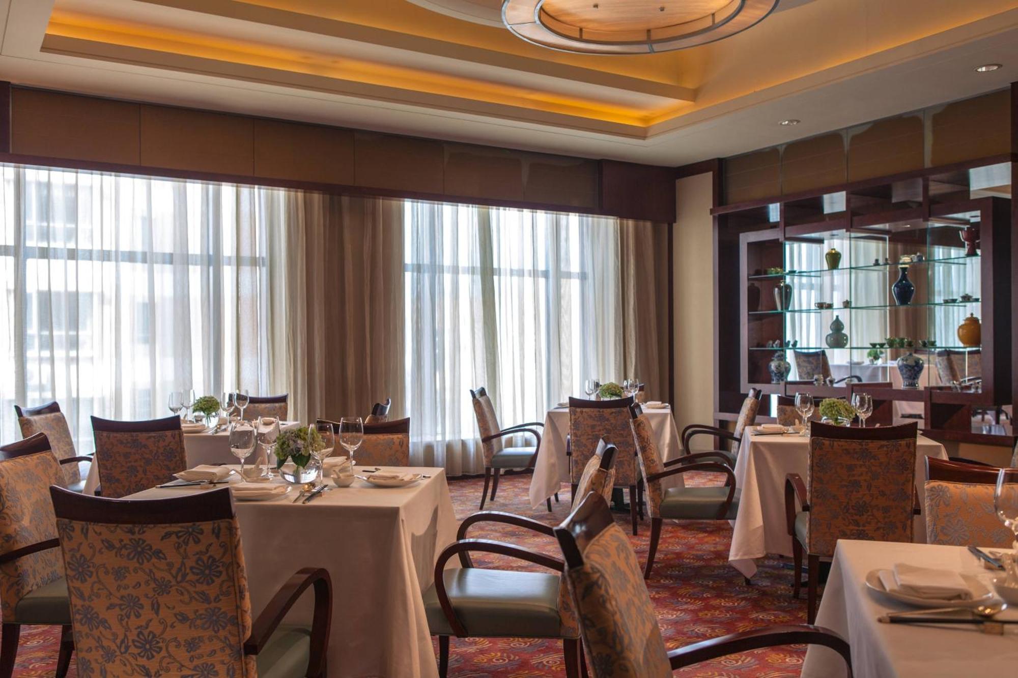 Renaissance Wuhan Hotel מראה חיצוני תמונה