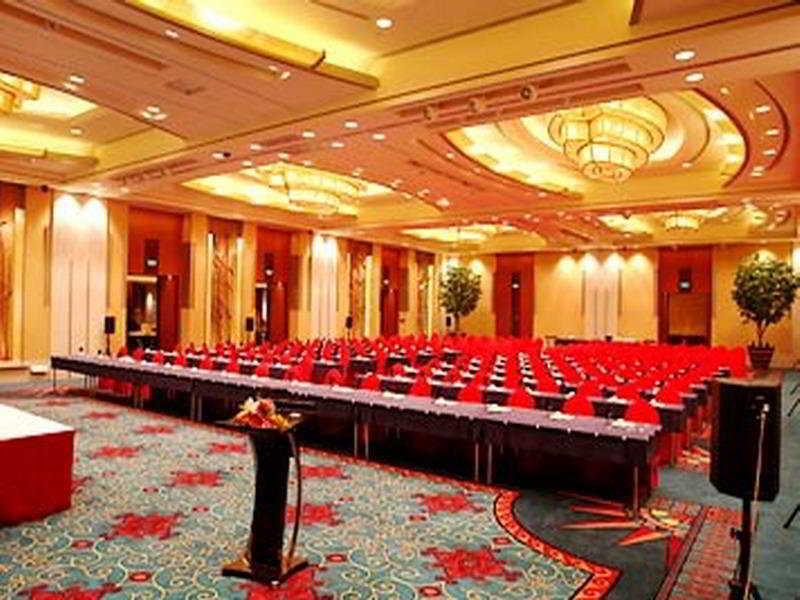 Renaissance Wuhan Hotel מתקנים תמונה